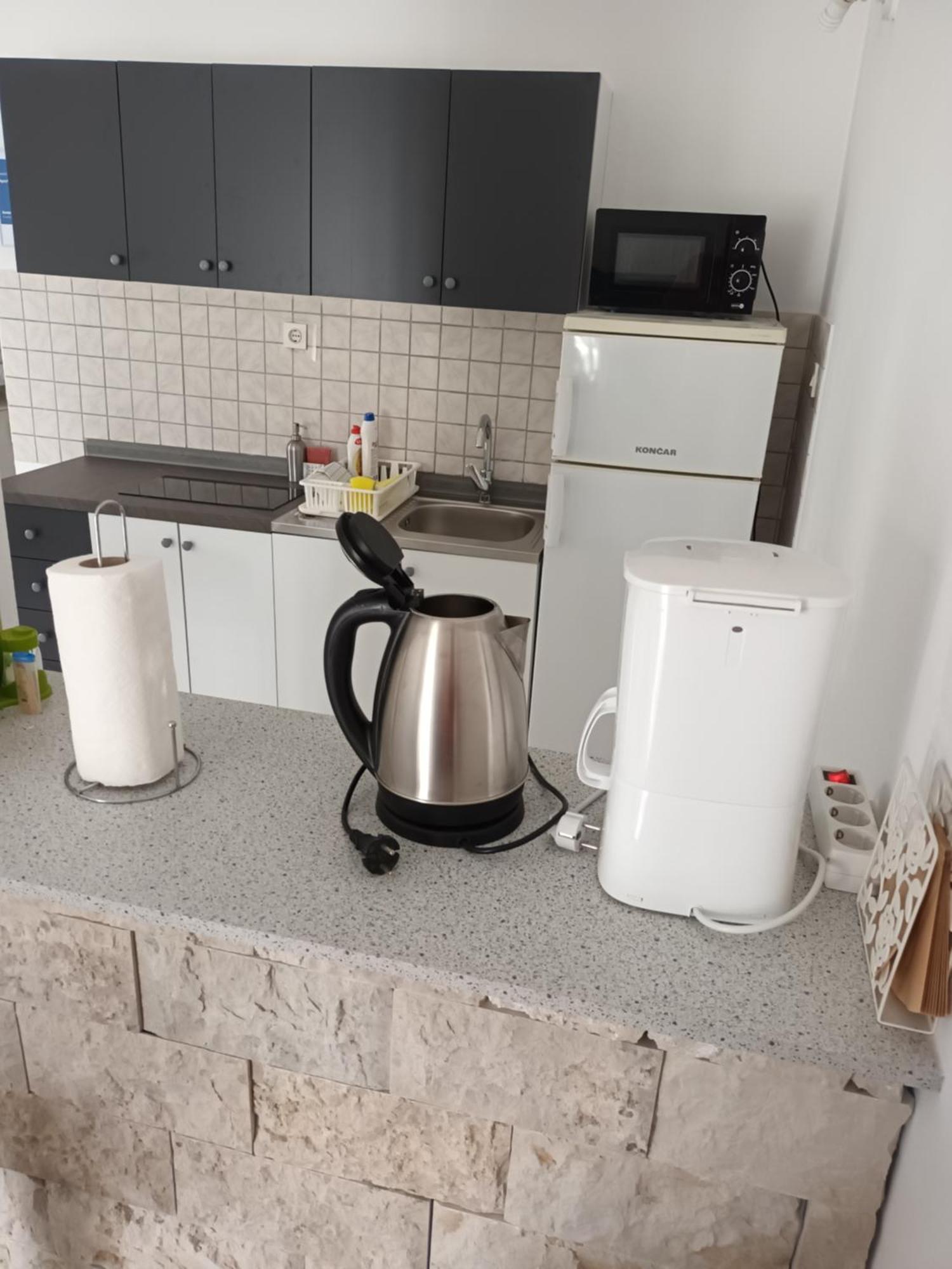 Apartments Verica Паг Екстериор снимка