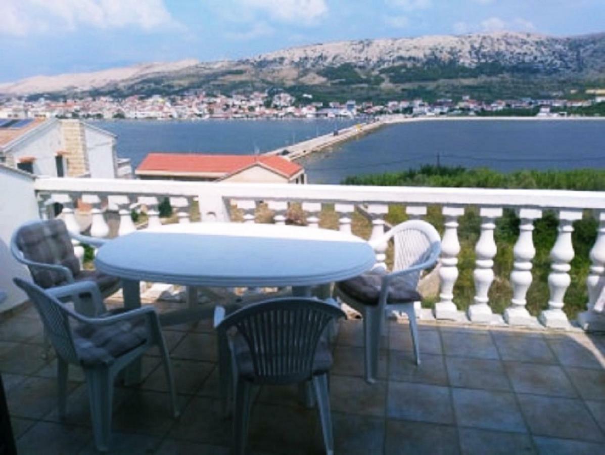 Apartments Verica Паг Екстериор снимка